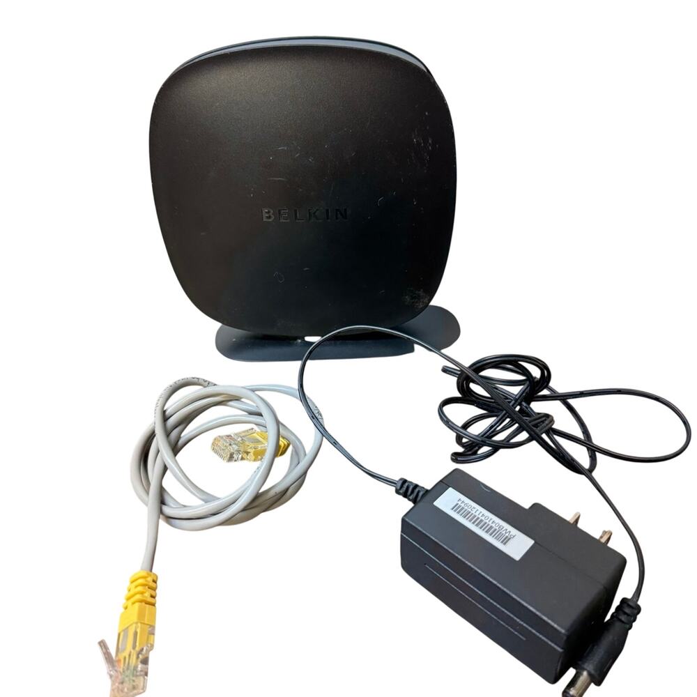 Belkin N300 Wi-Fi N Router 300 Mbps 4-Port 10/100 2.4 GHz Wireless F9K1002-WH